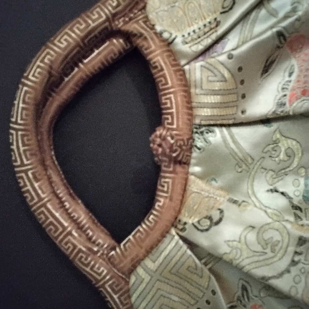 Handbag - Picture 4 of 5